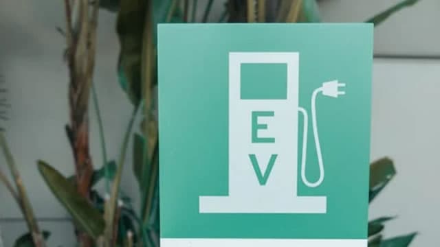 America's EV Downturn Hides a Silver Lining: Charging Is Quietly Getting Better