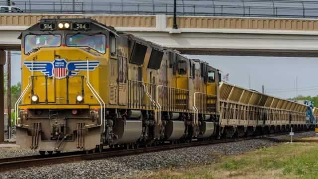 Union Pacific–Norfolk Southern Merger Targets Trucking Market Share