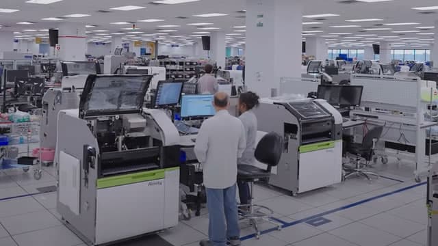 Abbott's Biosimilar Push to Help Sustain EPD Growth Momentum