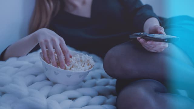 3 Media Stocks to Buy From a Prospering Industry