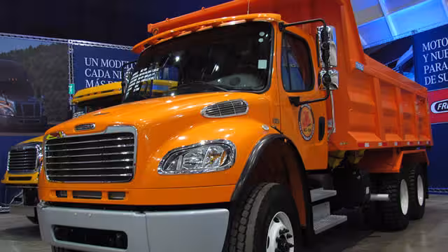 Quantum Capital Dumps 61,000 Landstar Shares Worth $12.8 Million