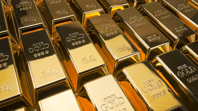 Should You Buy Newmont Stock With Gold Prices Above $5,000?