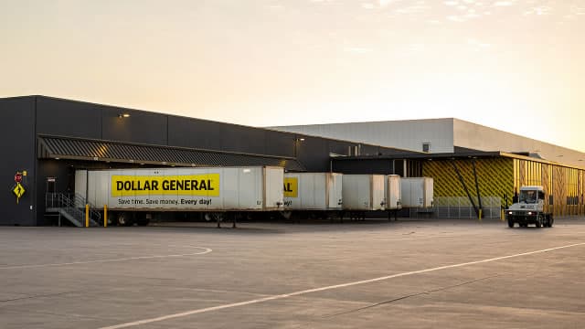 Here's Why Dollar General (DG) is a Strong Value Stock