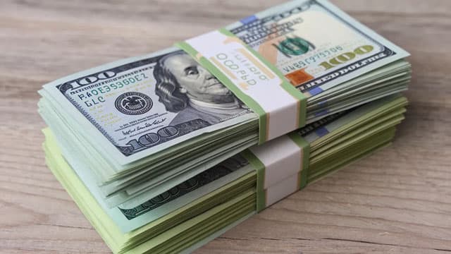 High-Yield Opportunities From AI Investments, Fat Monthly Income