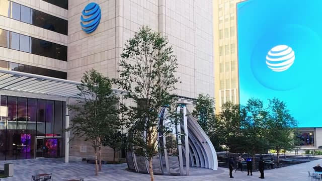 AT&T: 3 Big Threats That Could Crush Its Dividend Growth And Buyback Potential