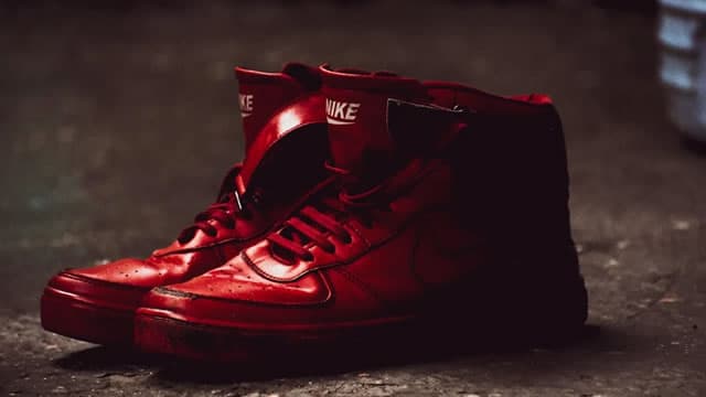 Tim Cook is back to buying Nike stock, four months after an ill-timed purchase