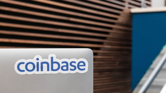Hassett kept up to $5 million Coinbase stake as Trump reshaped crypto policy