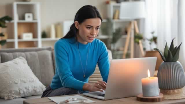 This Etsy Analyst Turns Bullish; Here Are Top 5 Upgrades For Friday