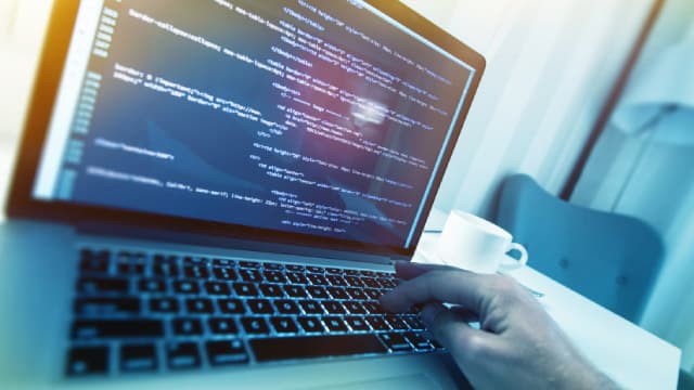 CleanSpark (CLSK) Reports Q1 Loss, Lags Revenue Estimates