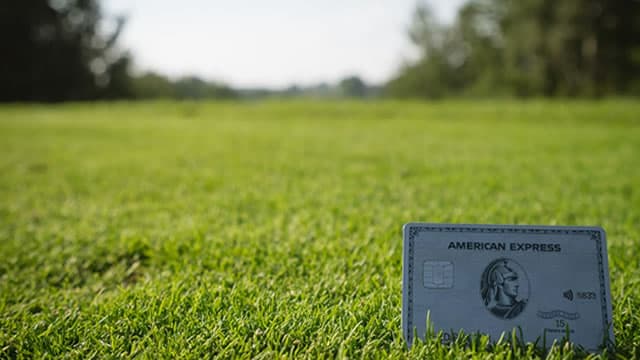 Will Rising Expenses Affect American Express' Q3 Earnings?