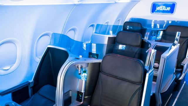 JetBlue Gears Up to Offer Nonstop Service Between Houston & New York