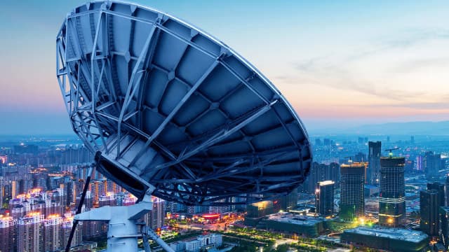 Is PLDT (PHI) Stock Undervalued Right Now?