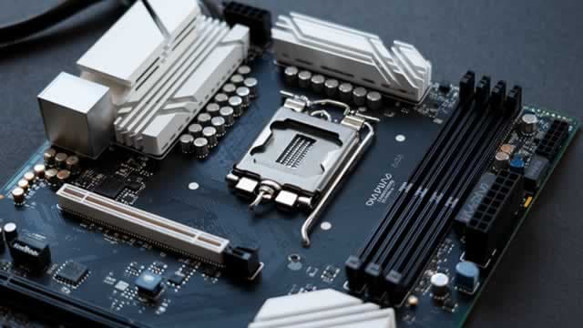 Can Super Micro Flip The 2025 Script - Rise When Tech Is Faltering?