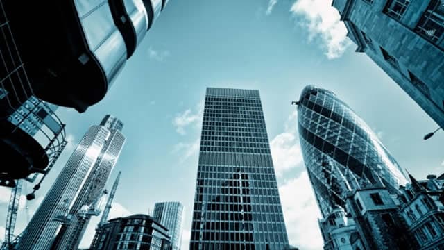 Here's What Key Metrics Tell Us About Peapack-Gladstone (PGC) Q1 Earnings