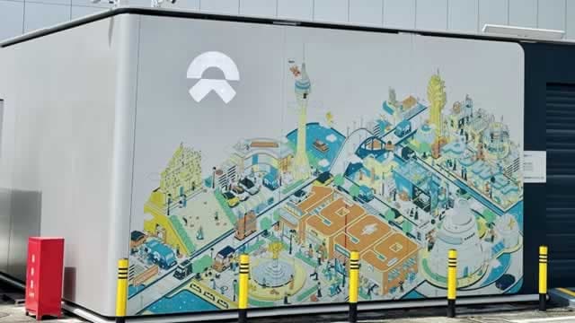 China EV Maker NIO Surges; CEO 'Confident' In 2026 Targets