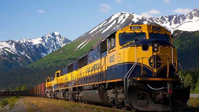 3 Stocks That Win If the US-Canada Tariff Pause Becomes a Deal
