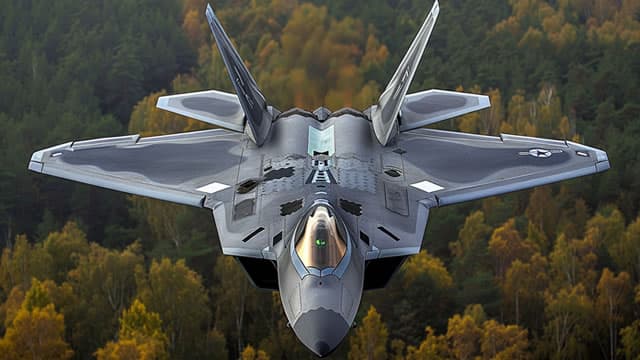 Lockheed Martin (LMT) Increases Despite Market Slip: Here's What You Need to Know