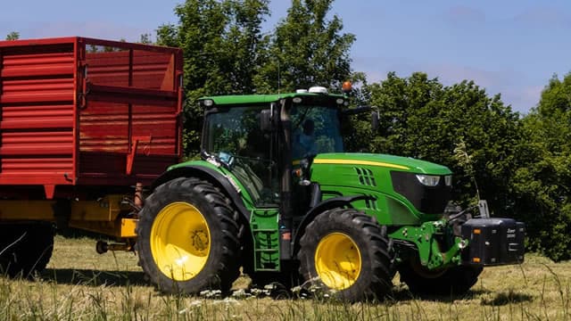 Deere: From Farm To Intelligence (Rating Upgrade)