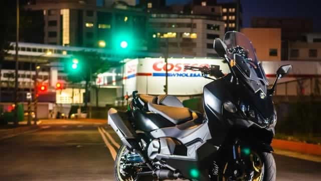 Read This Before Buying Costco Stock for the Long Term​