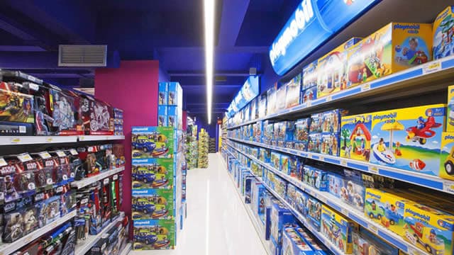 Jakks (JAKK) Is Attractively Priced Despite Fast-paced Momentum
