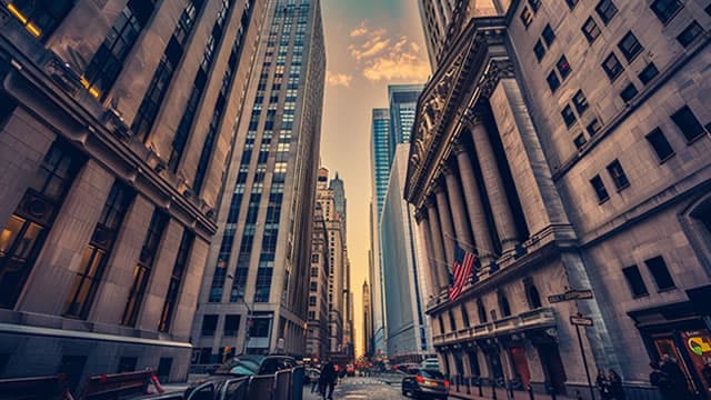 S&P 500 Retreats As Bond Market Bear Scares Investors