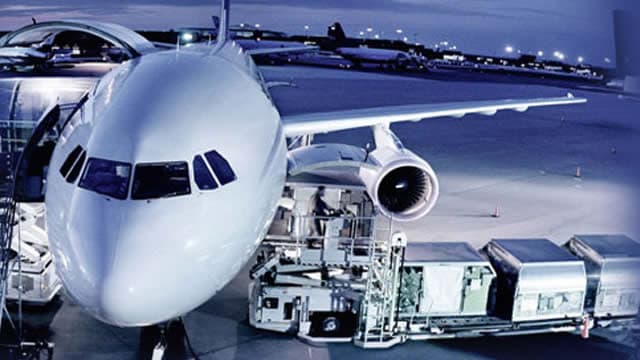 Air Transport Services Q4 Earnings Surpass Estimates, Increase Y/Y