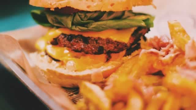 Shake Shack: Accelerating Growth And Cash Flow Inflection Support Re-Rating