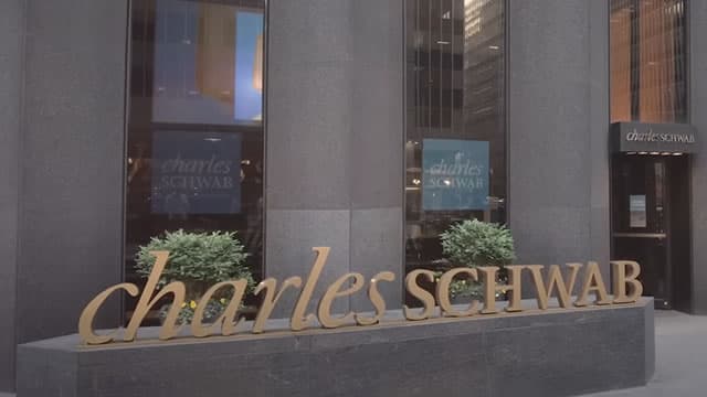 Bitcoin Rebounds Near $70,000, Charles Schwab To Launch Direct Trading