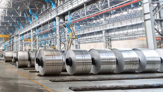 Are Investors Undervaluing Constellium (CSTM) Right Now?