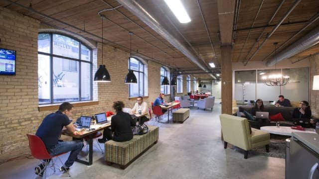 Avery Dennison (AVY) Surpasses Q3 Earnings and Revenue Estimates