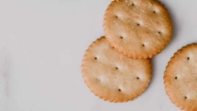 Mondelez: Sweet Bargain For Dividend Investors