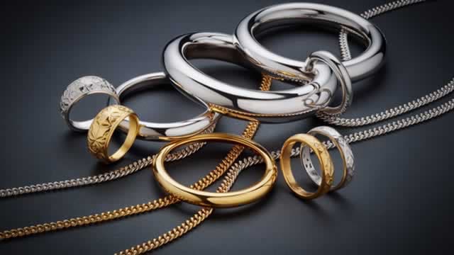 Geopolitical chaos fuels gold and silver rally toward key milestones - Solomon Global's Cawley