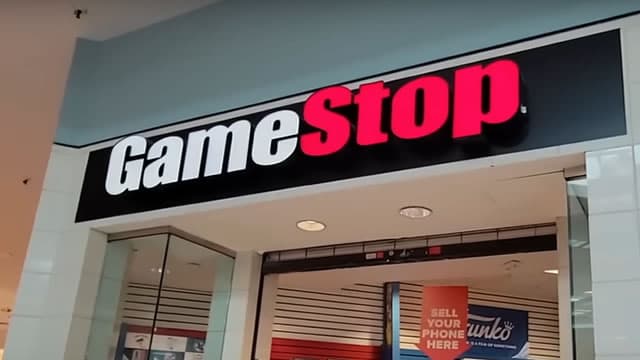 GameStop investors clear the way for a fresh attempt at buying eBay