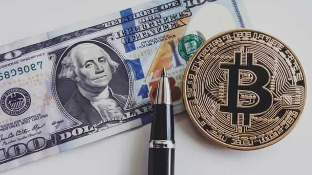 Eric Trump's cryptocurrency firm loses half its value in half an hour