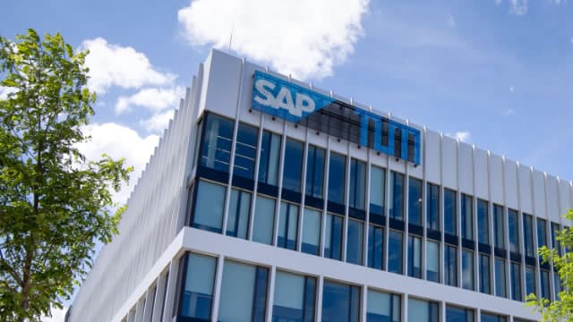 SAP points to upper end of cloud revenue outlook after quarterly growth