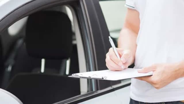 Custom Truck One Source (CTOS) Q4 Earnings: Taking a Look at Key Metrics Versus Estimates