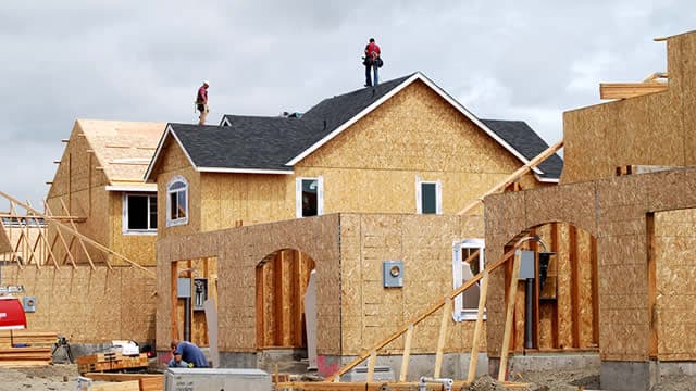 NVR Q3 Earnings & Homebuilding Revenues Top, New Orders Down Y/Y