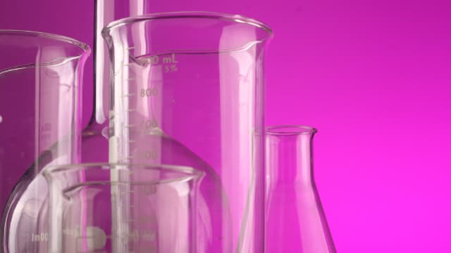 Take the Zacks Approach to Beat the Markets: Liquidia, Western Digital & Johnson & Johnson in Focus