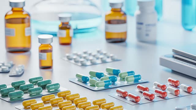 Ironwood Pharmaceuticals (IRWD) Reports Q4 Loss, Lags Revenue Estimates