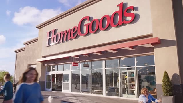 Is TJX's Q4 Comps Guidance Too Conservative Given Recent Momentum?