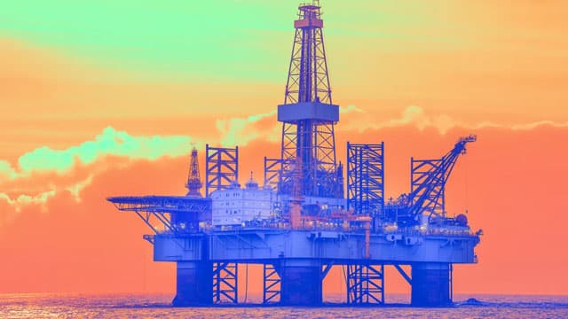 Diesel Prices Are Breaking Records: 3 Refiners Turning the Crisis Into Record Profits