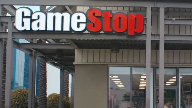 GameStop Revenue Is Down. Should Investors Consider Buying the Famous Meme Stock on the Dip?