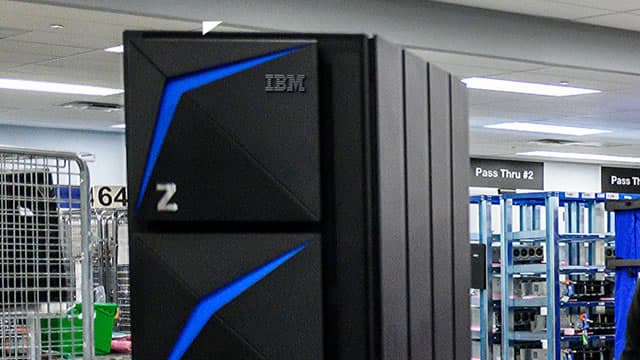 IBM Just Became the Quantum King – Here's the Trade Hiding in Plain Sight