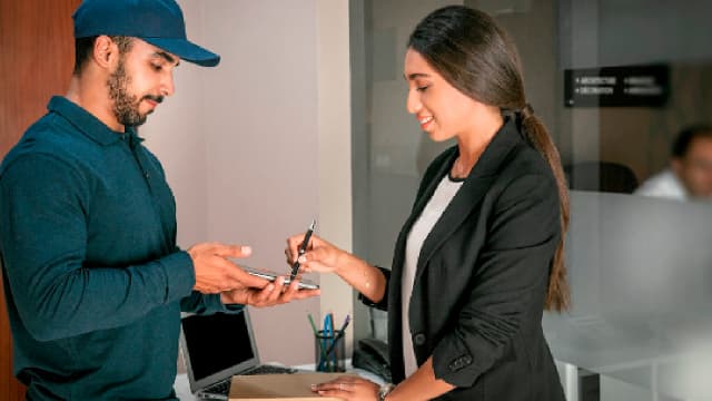 AMREP Stock Price Dips Despite FY25 Earnings Rise and Strong Margins