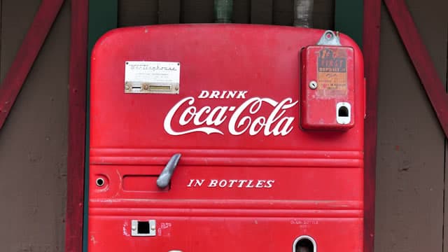 Coca-Cola Tops Buy Point After Landing A Whale. Four Other Top Stocks In Buy Zones.