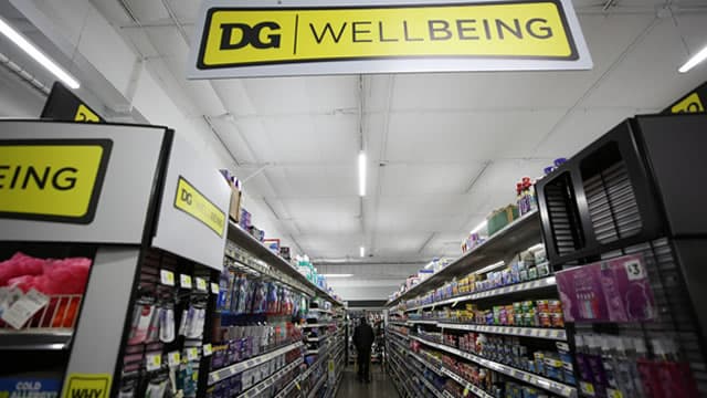 Dollar General (DG) is a Top-Ranked Value Stock: Should You Buy?