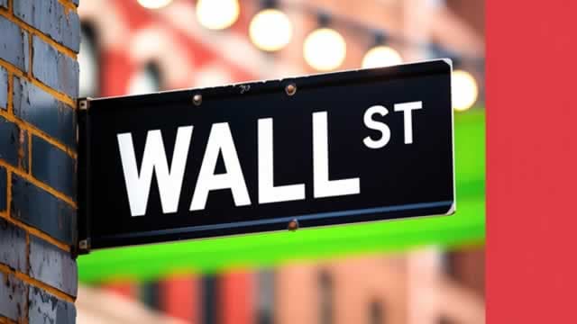 Wall Street's Most Accurate Analysts Weigh In On 3 Industrials Stocks With Over 3% Dividend Yields