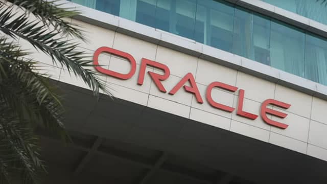 Oracle Guides for 58-64% Cloud Growth — Here's the Bar for Sept. 10