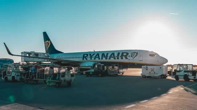 6 Reasons Why You Should Add Ryanair Stock to Your Portfolio