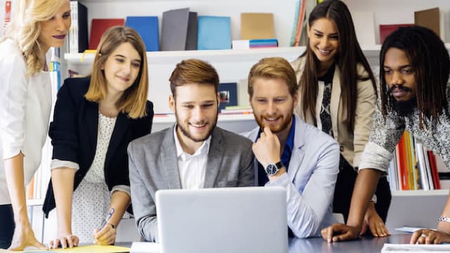 Reasons Why You Should Hold Booz Allen Stock in Your Portfolio